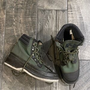 Orvis Green and Black Outdoor Boots